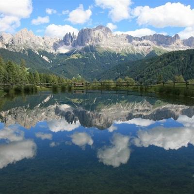 皇冠正规娱乐平台app下载